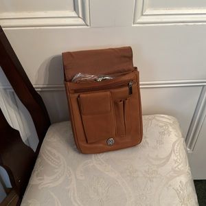 Wilson leather purse
